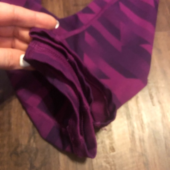 OLD Navy Active Cropped Pants - Picture 4 of 7